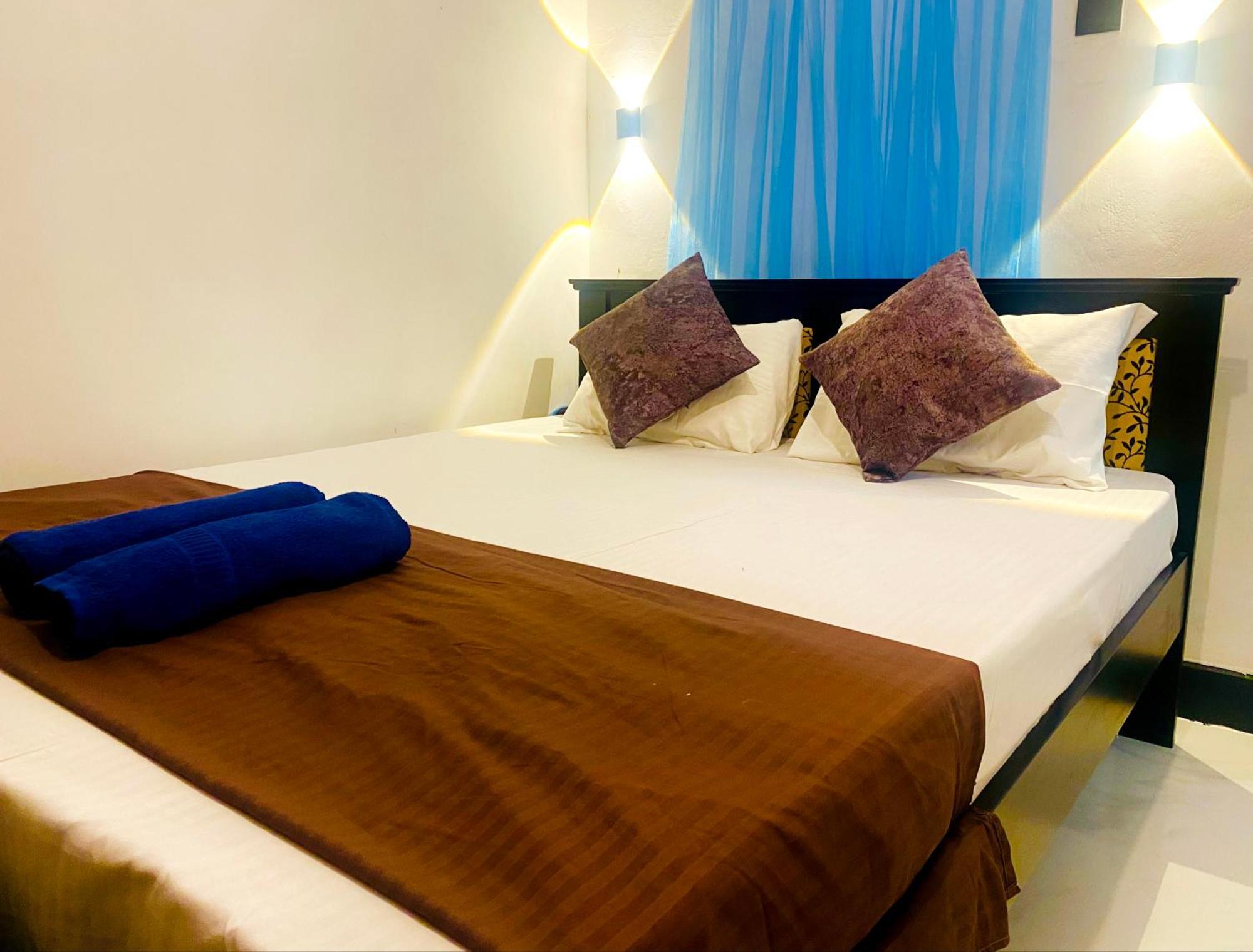 Fly Infinity - Home Stay Канди Екстериор снимка